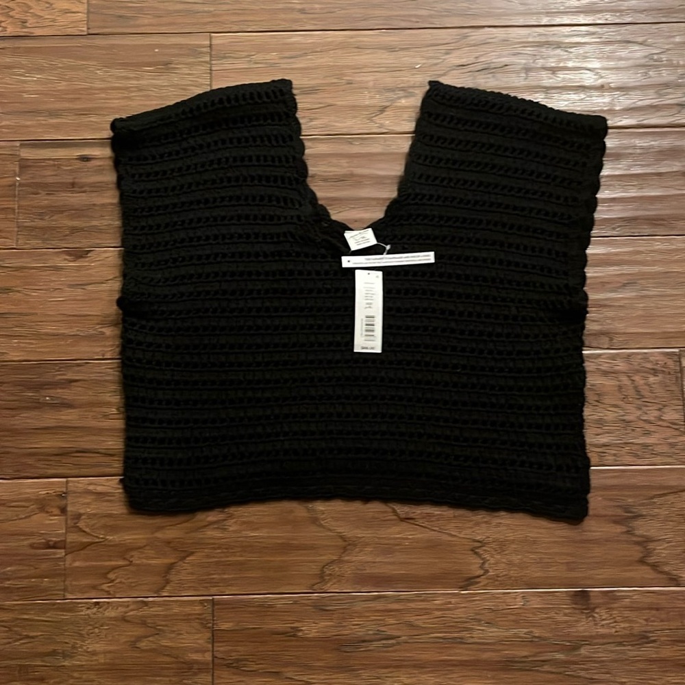 Anna & Ava Handmade Crocheted Boho Black Crop Top Double Side Vents Size L/XL